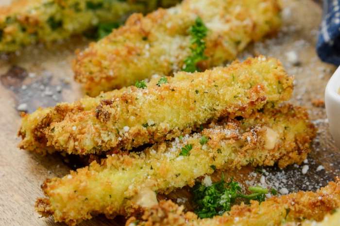 Air fryer zucchini fries no breading