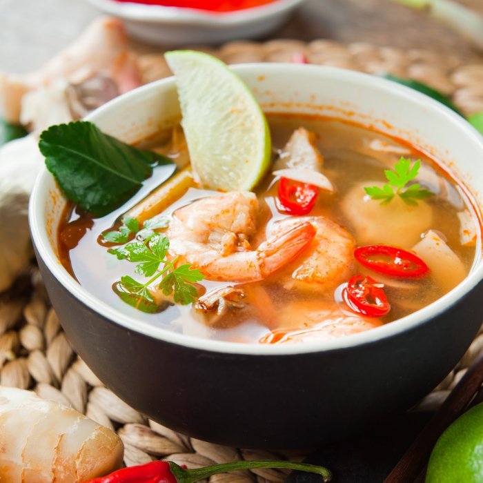 Tom yum soup