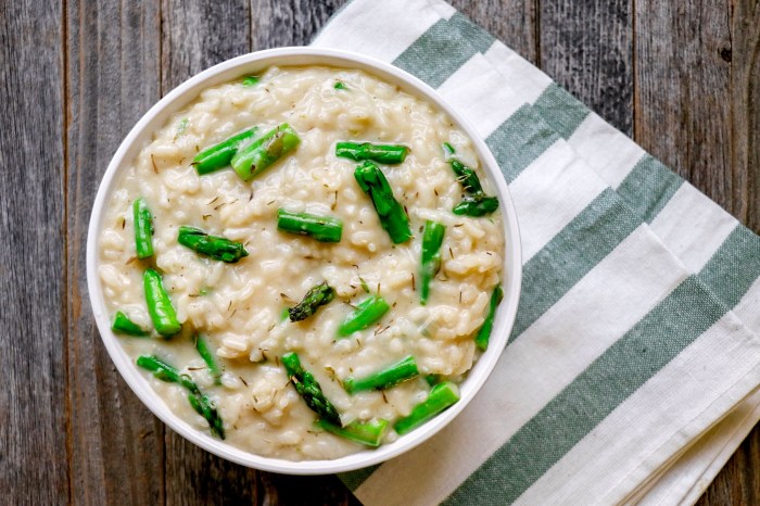 Instant pot vegan asparagus risotto