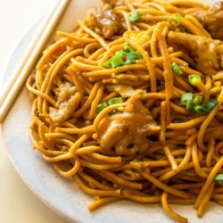 Vegetarian sweet and sour noodles